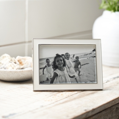 4x6 Silver Photo Frame  Beautiful Modern Silver Desk Photo Frame