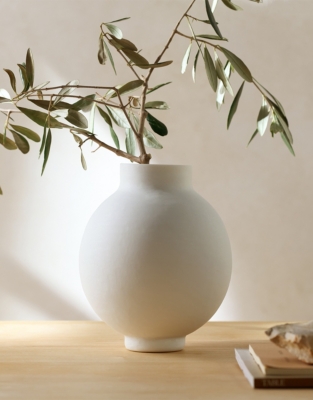 White Round Glass Vase