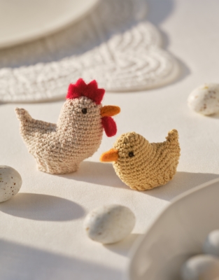 White and Yellow Table Chick Cosies – Set of 6