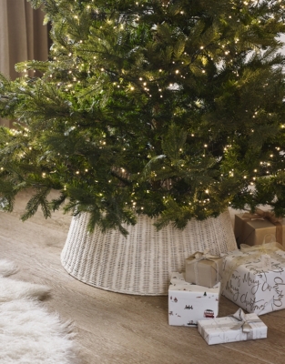 Whitewashed Rattan Braided Christmas Tree Skirt