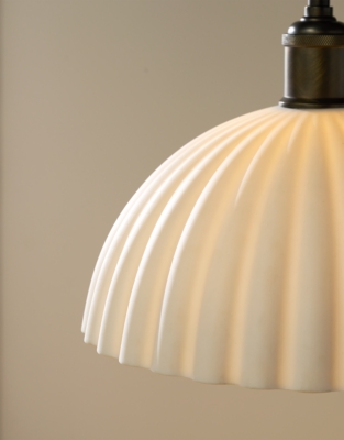 Wimbledon Porcelain Pendant