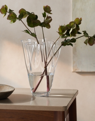 Witcombe Frill Vase