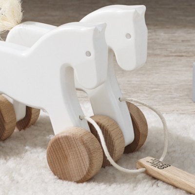 pull along horse toy