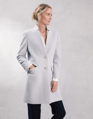 White company 2025 women's coats