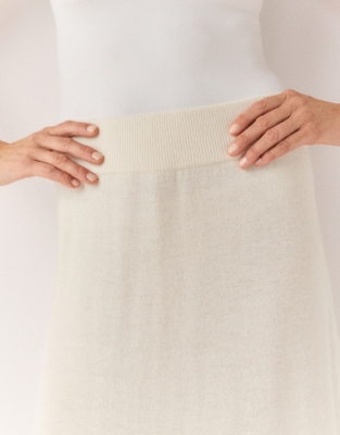 Wool Knitted Midi Skirt - Porcelain