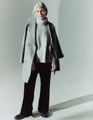Wool Short Collared Coat